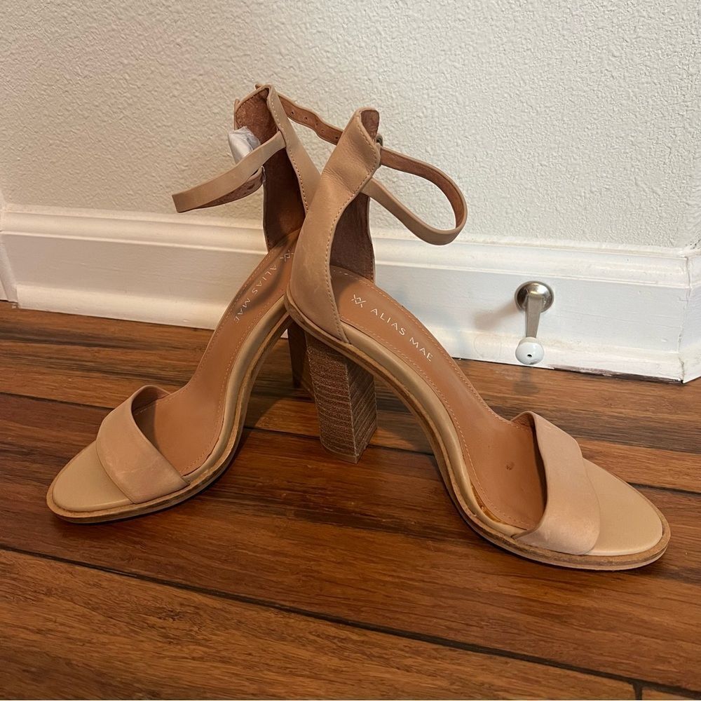 Alias Mae Addax Natural Leather Heels 38 - Picture 2 of 8